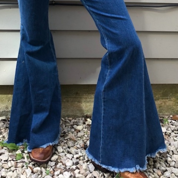 010 Boho Denim Vintage Style Flared Bell Bottom Wide Leg Overalls NWT - Picture 4 of 12